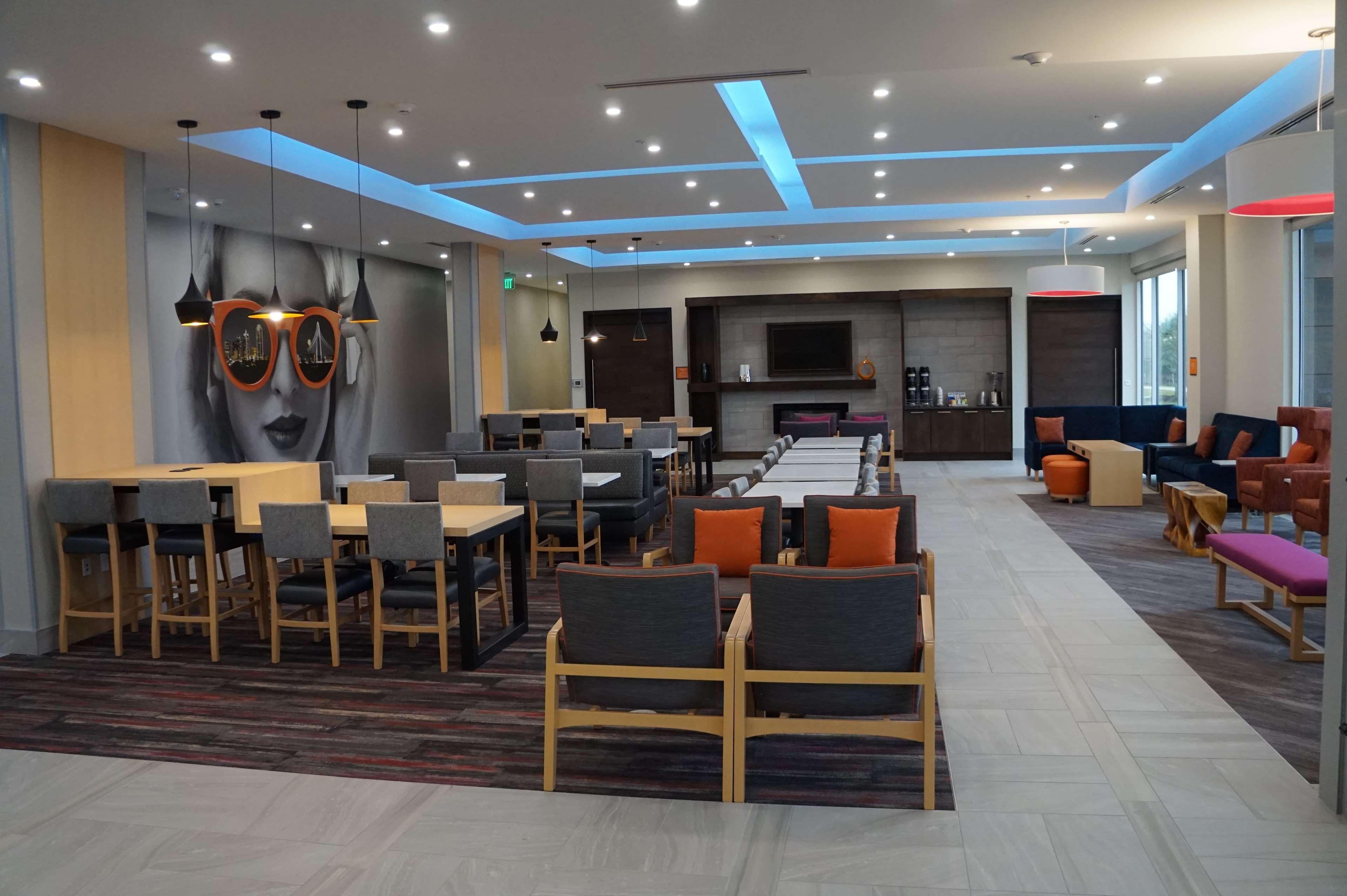 La Quinta Inn & Suites By Wyndham Lewisville Exterior foto